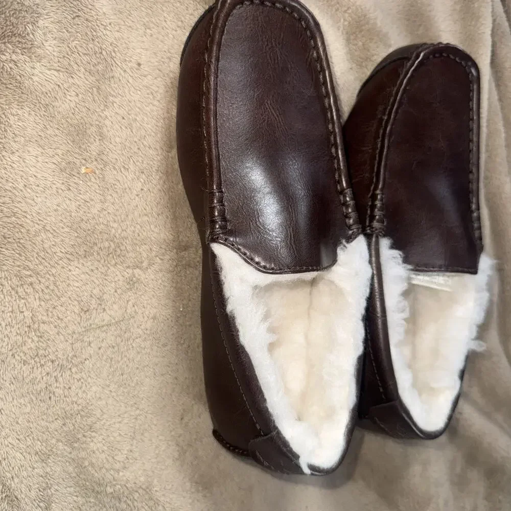 Koolaburra by UGG Tipton Smooth Faux Shearling Lined Slippers / Men's Size 7‎